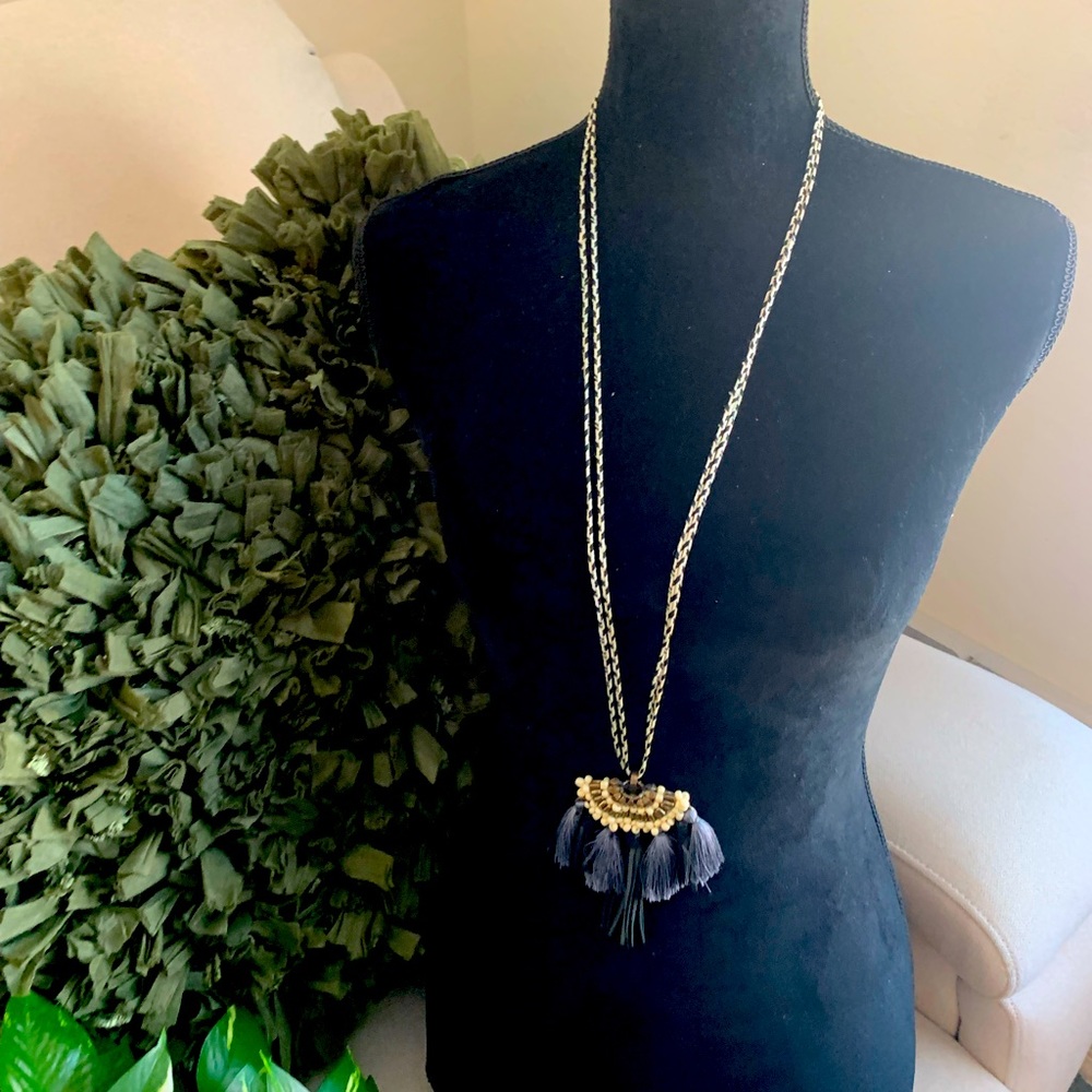 Artsy long necklace